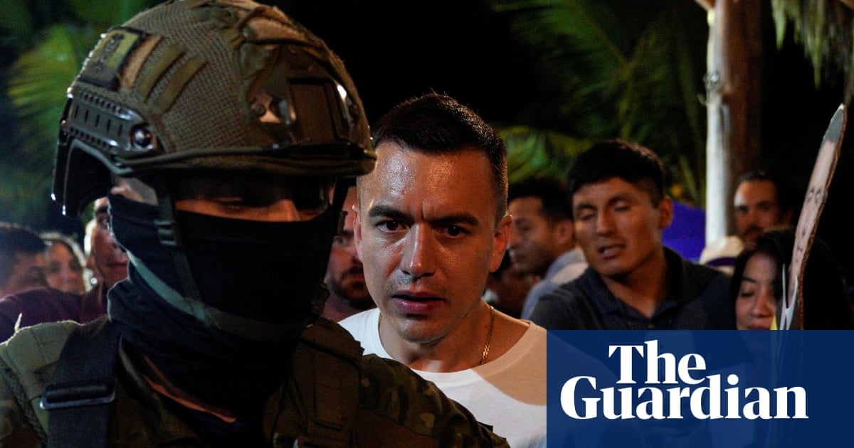 Featured image for Daniel Noboa, Banana Fortune Heir, Elected President of Ecuador