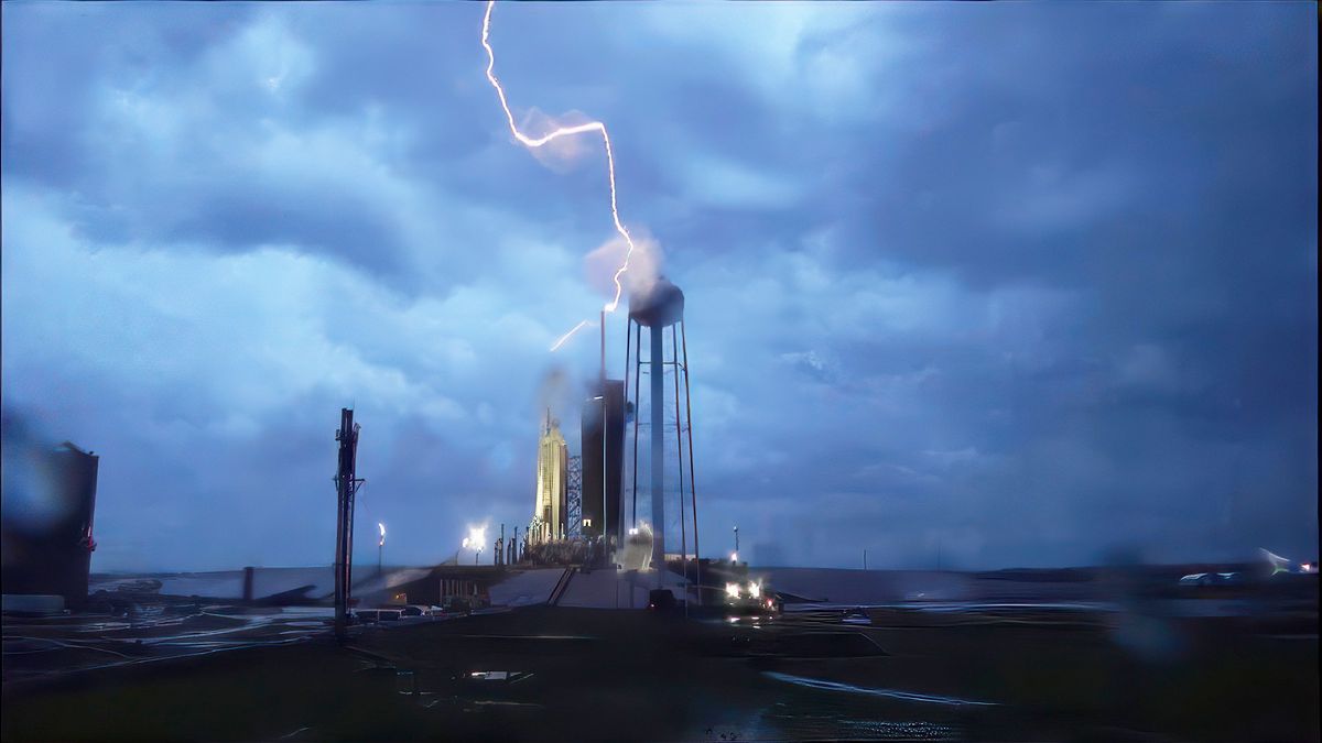 SpaceX Launches and Lightning Strikes: Spectacular Moments in Space Exploration