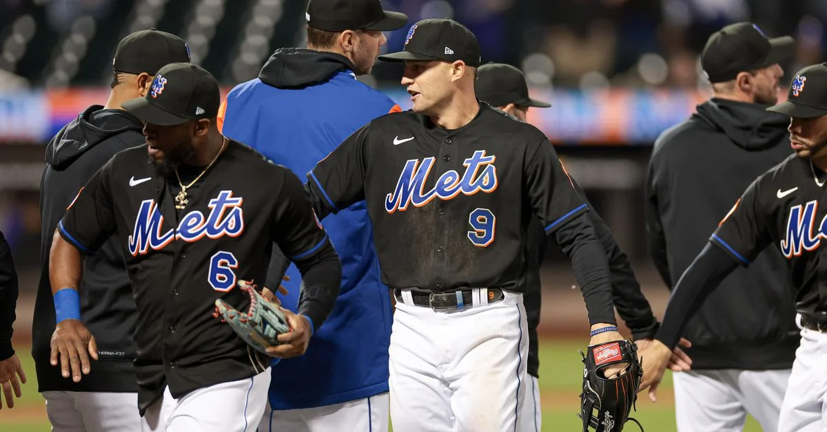 Featured image for Mets snap skid with Senga and Nimmo's help.