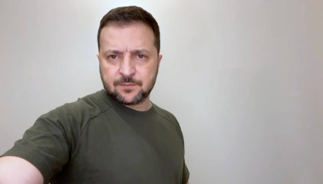 Zelensky Urges Accountability for Russia's Crimes and Expects More Western Defense Aid