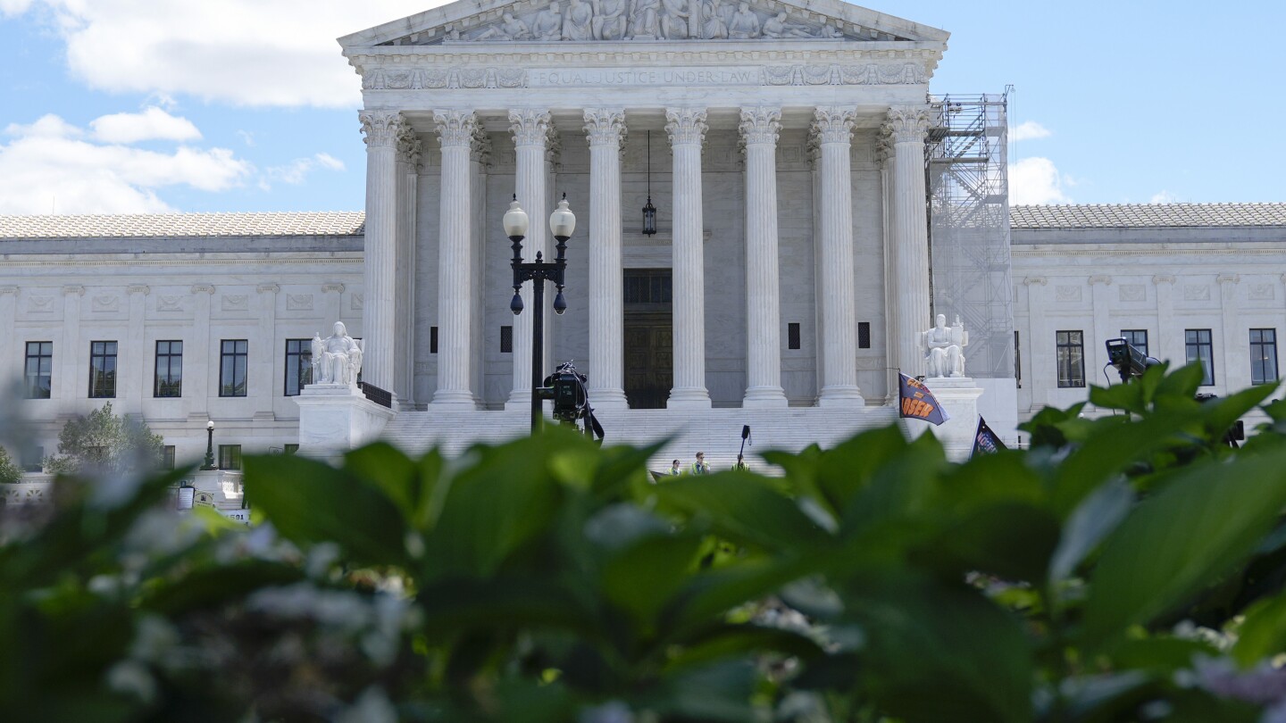 Featured image for Biden Backs Major Supreme Court Reforms