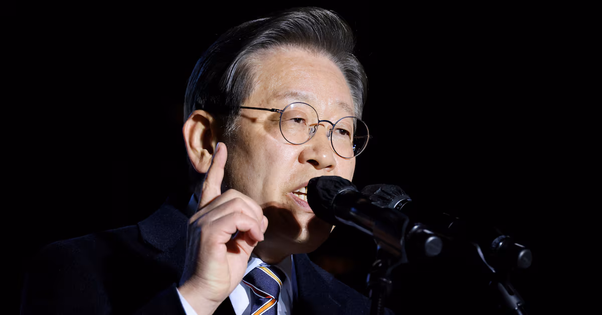 South Korea Lawmakers Approve Arrest of Opposition Leader for Corruption