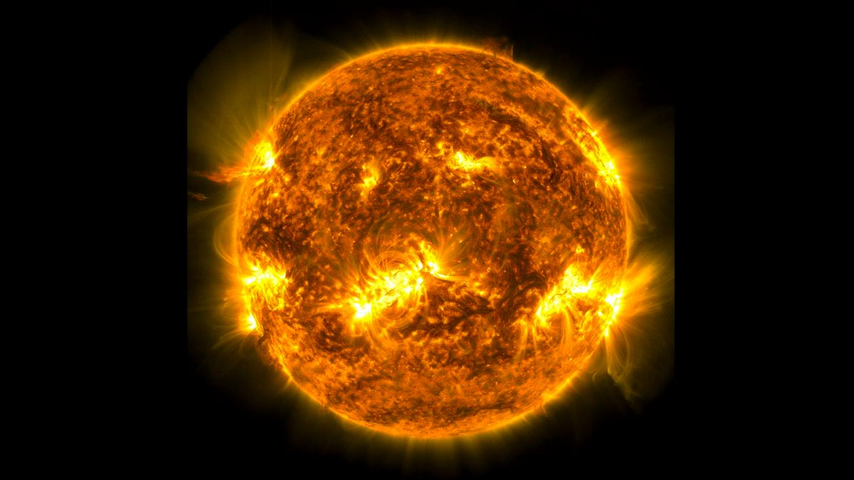 Solar Storms and Unique Aurora Borealis Expected as CME Approaches Earth.