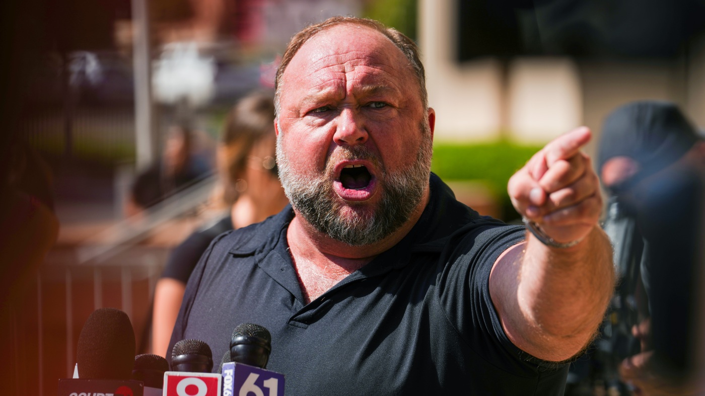 Featured image for Judge Orders Sale of Alex Jones's Infowars Assets to Compensate Sandy Hook Families
