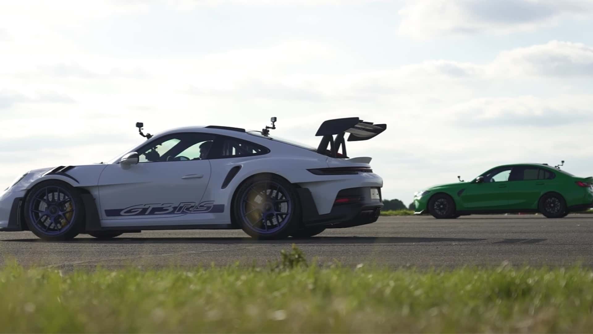 Intense Drag Race: Porsche 911 GT3 RS vs BMW M3 CS
