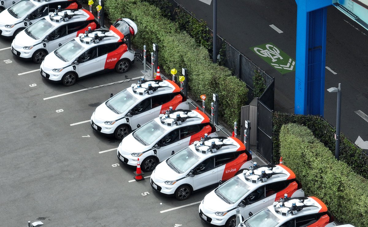 Cruise's Layoffs: 24% Workforce Slashed in Self-Driving Car Division