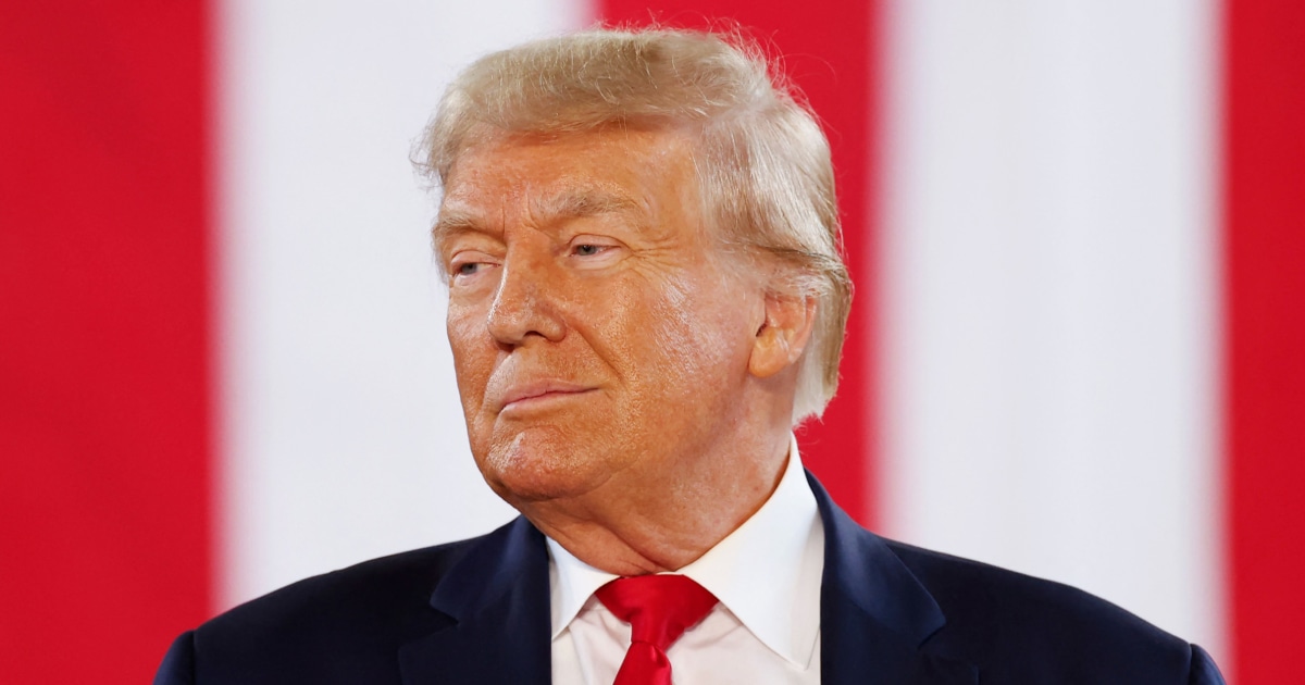"Trump's Eligibility for 2024 Ballot Under Scrutiny in Minnesota and Colorado Trials"