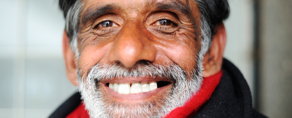 Featured image for Positive Emotions and Self-Awareness Boost Memory in Aging