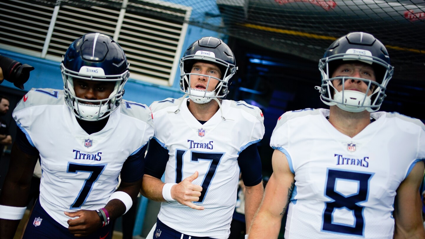 Featured image for Titans QB Situation: Tannehill Injured, Levis and Willis May Step In