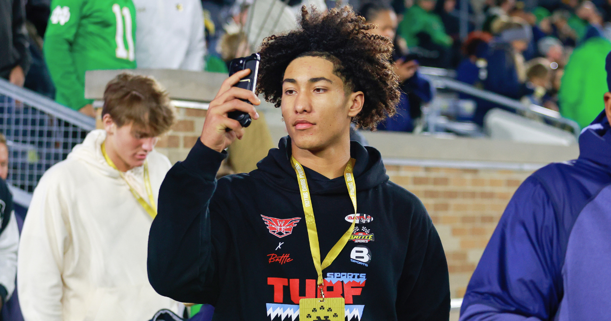 Featured image for Larry Fitzgerald’s Son Devin Commits to Notre Dame Football