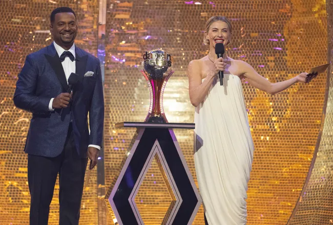 Featured image for Joey Graziadei and Jenna Johnson Win 'Dancing With the Stars' Season 33