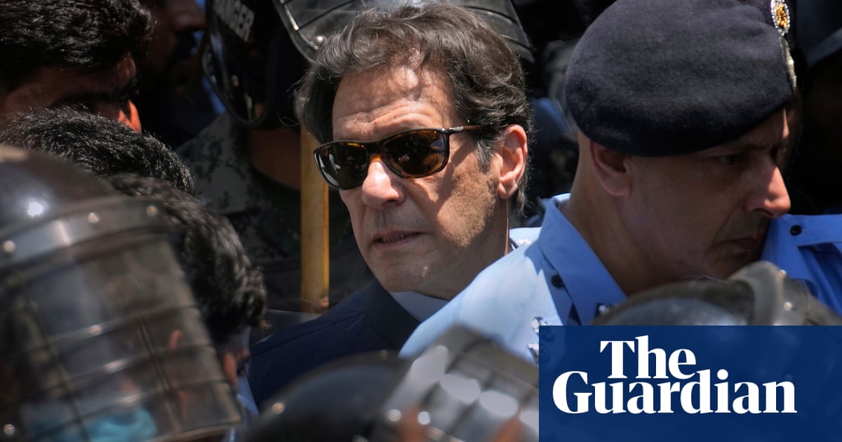 Imran Khan accuses Pakistan's military of plotting against him