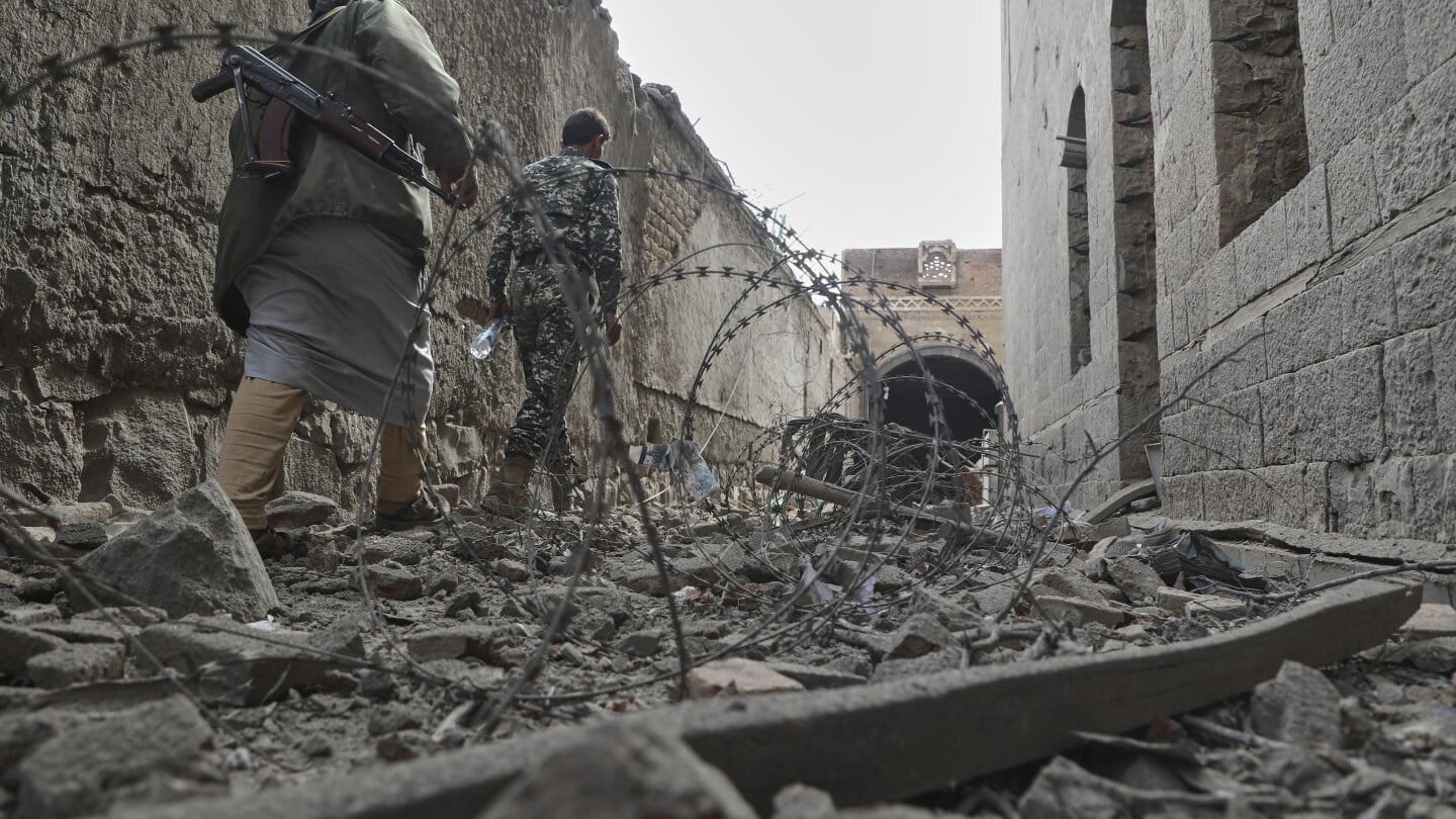 Featured image for Israel Conducts Airstrikes in Yemen, Killing 35 Amid Regional Tensions