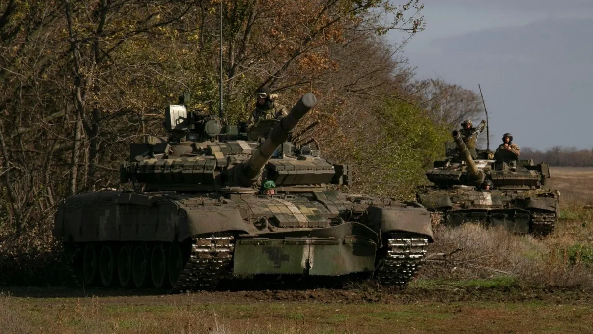 Featured image for Advancing Ukrainian Tanks Approach Mariupol in Urozhaine