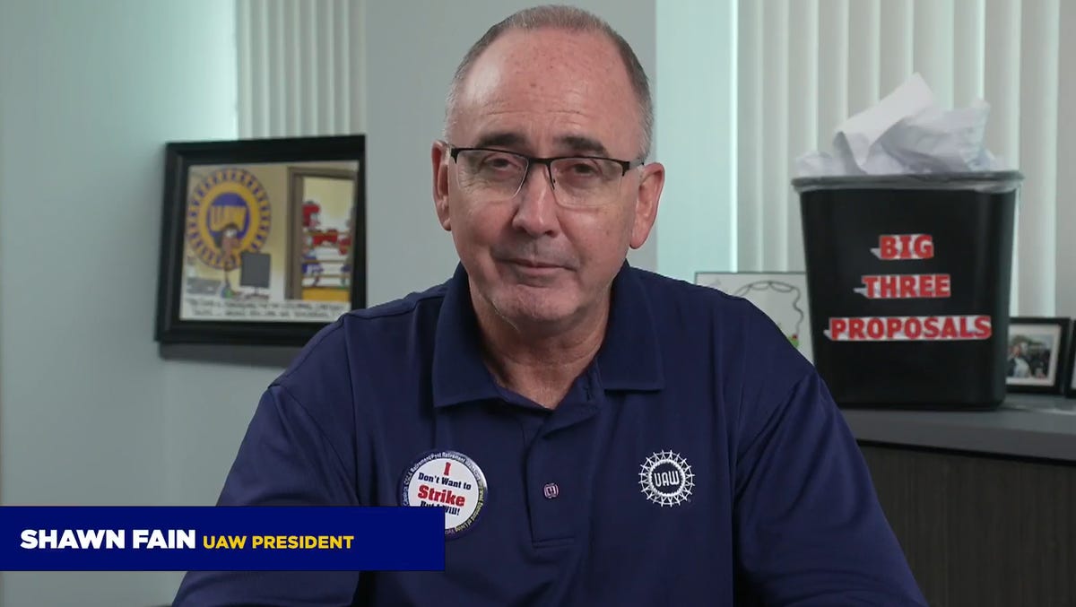 "UAW Negotiations: Fain Criticizes Stellantis Wage Offer as Strike Looms"