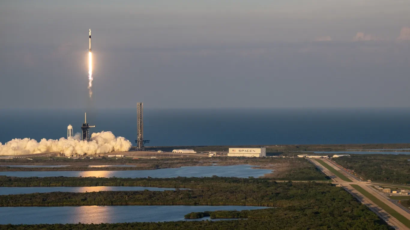 Musk-Trump Rift Threatens NASA and SpaceX Collaboration