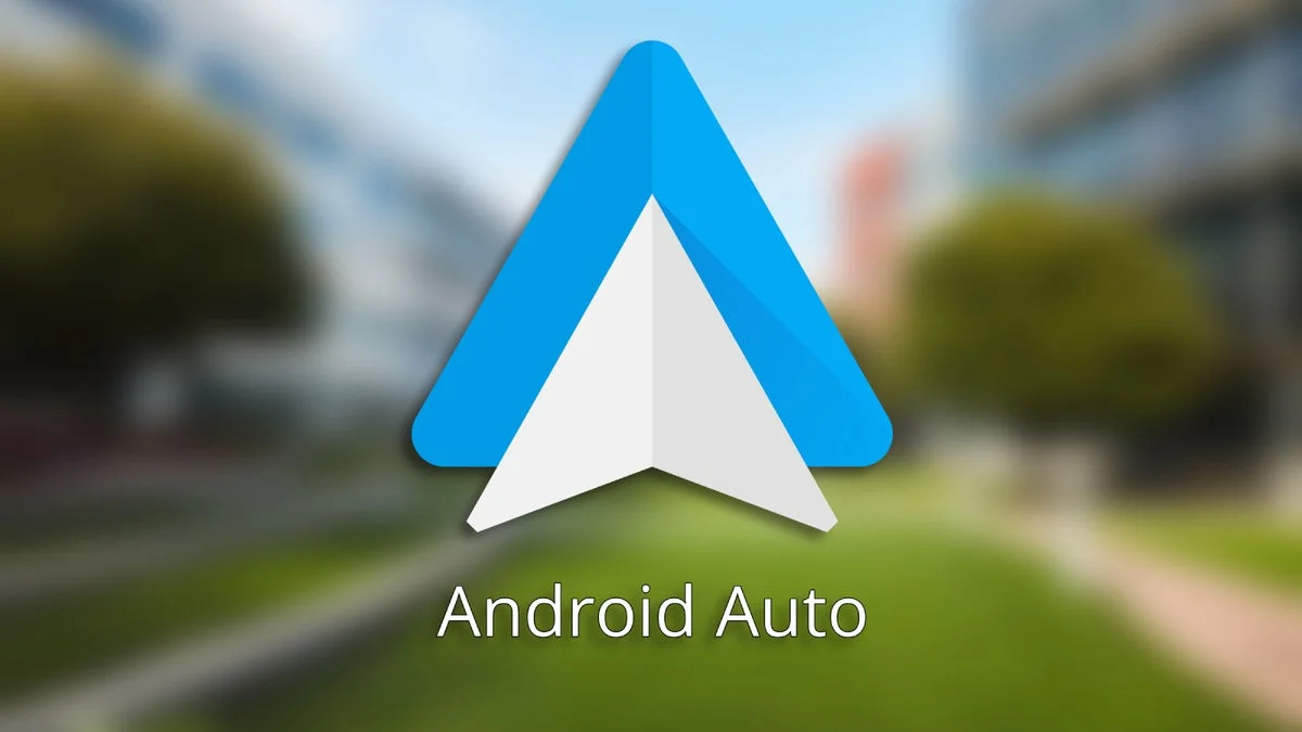 "Google Maps integrates seamlessly with Android Auto, allowing simultaneous use on phone and car display"