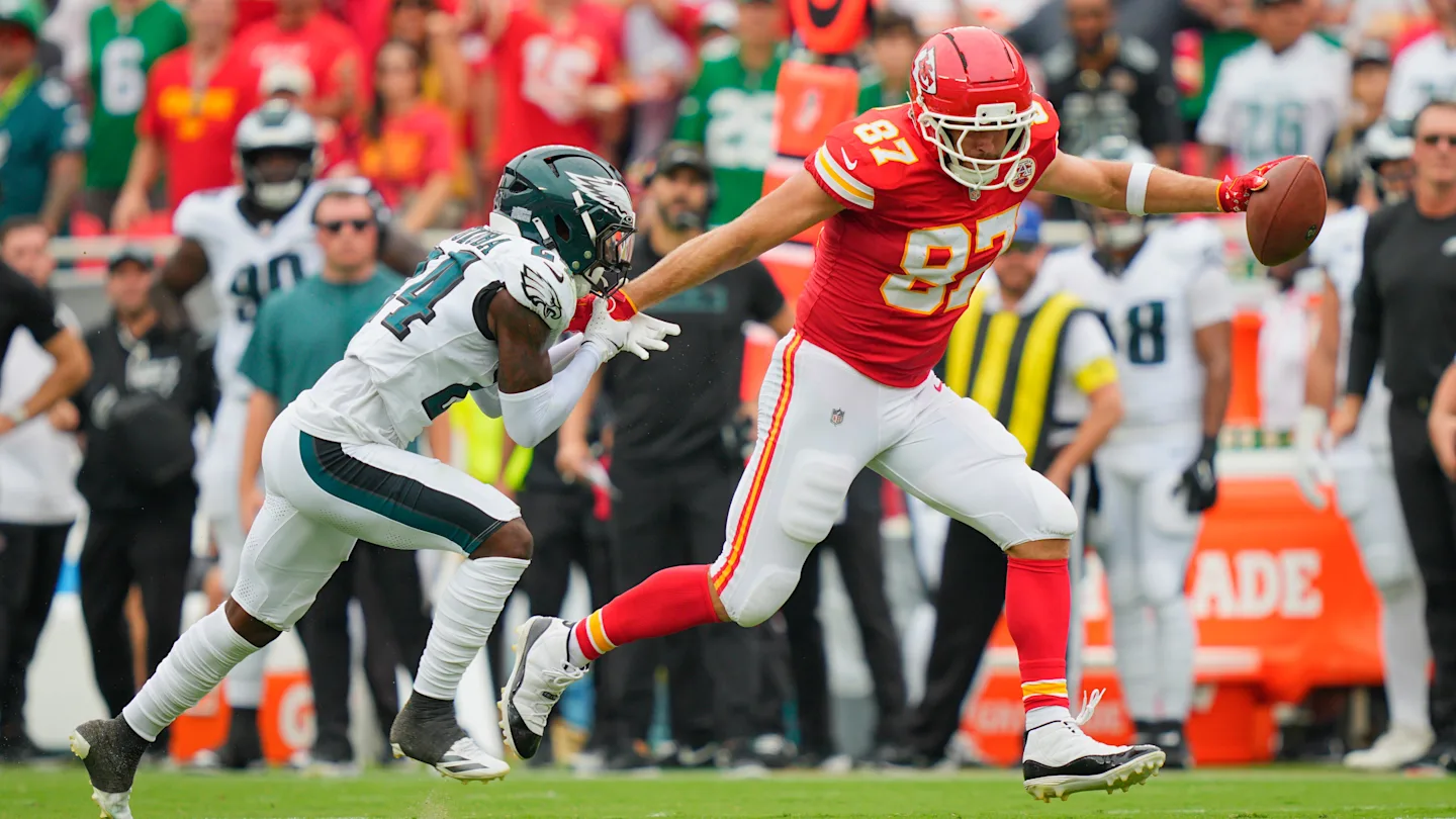 Featured image for Chiefs' Kelce and Mahomes Address On-Field Challenges Amid Tense Moments