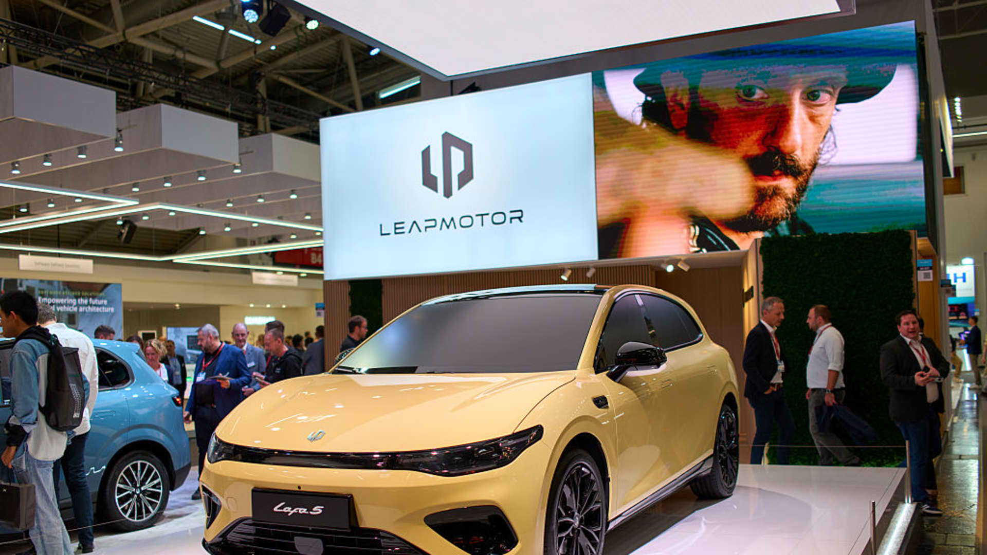 Featured image for BYD Dominates 2025 EV Market Despite December Slump