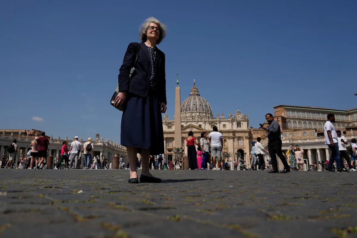 "French nun brings hope for Catholic women's change"