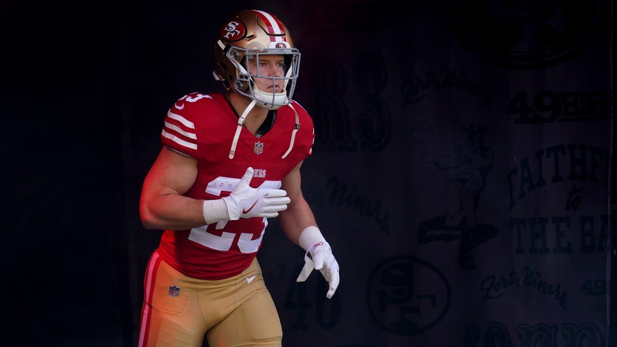 "CMC Set to Return for 49ers vs. Packers After Three-Week Layoff"