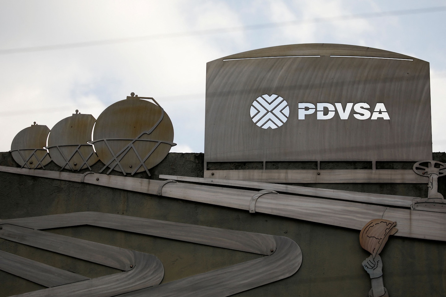 Biden's Venezuela Policy Shift: Easing Oil Sanctions and Promoting Fair Elections