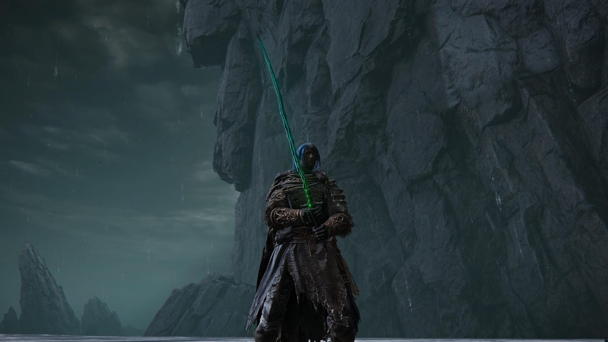 Featured image for "Top Weapons to Discover in Elden Ring: Shadow of the Erdtree"