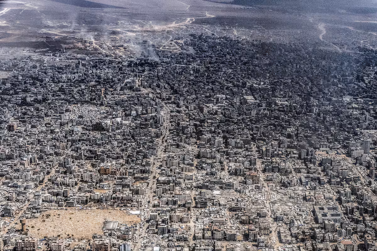 Featured image for Aerial Images Reveal Gaza's Displacement and Destruction