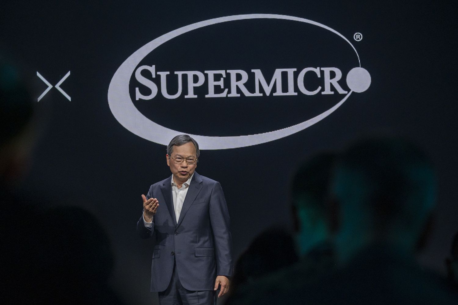 "Super Micro Computer's Stock Surges on AI Growth Anticipation"