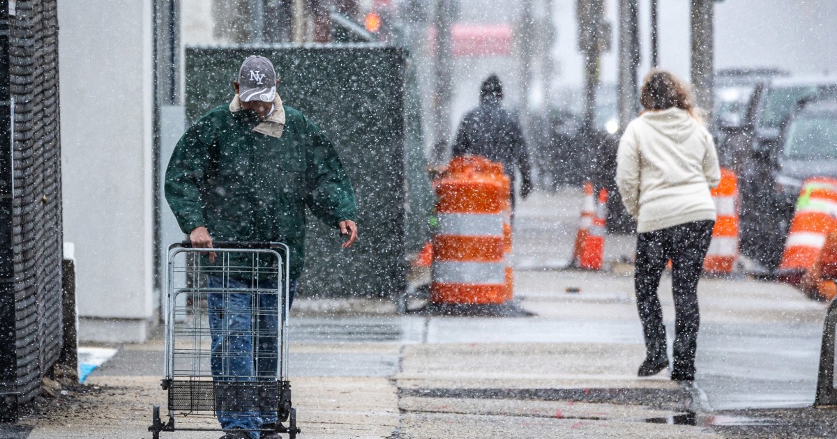 "Forecasting the 2024 East Coast Snowstorm: What to Expect This Weekend"