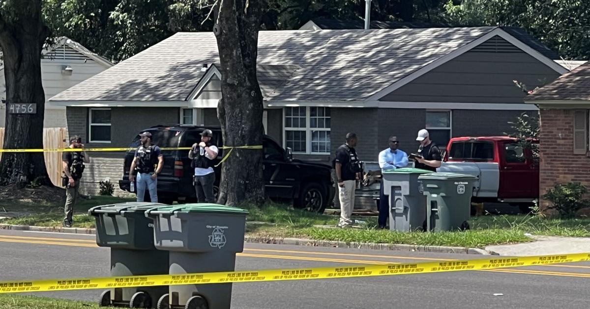 Police Shoot Gunman Attempting to Enter Memphis Jewish School, Preventing Potential Mass Shooting