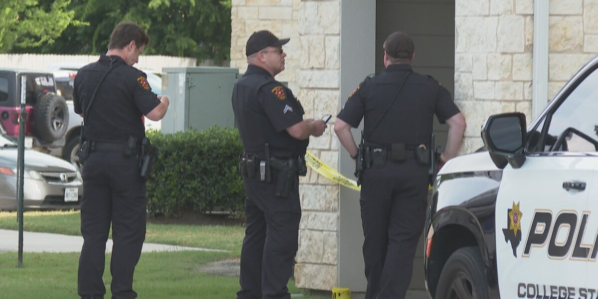 Featured image for College Station apartment complex shooting under investigation by police.