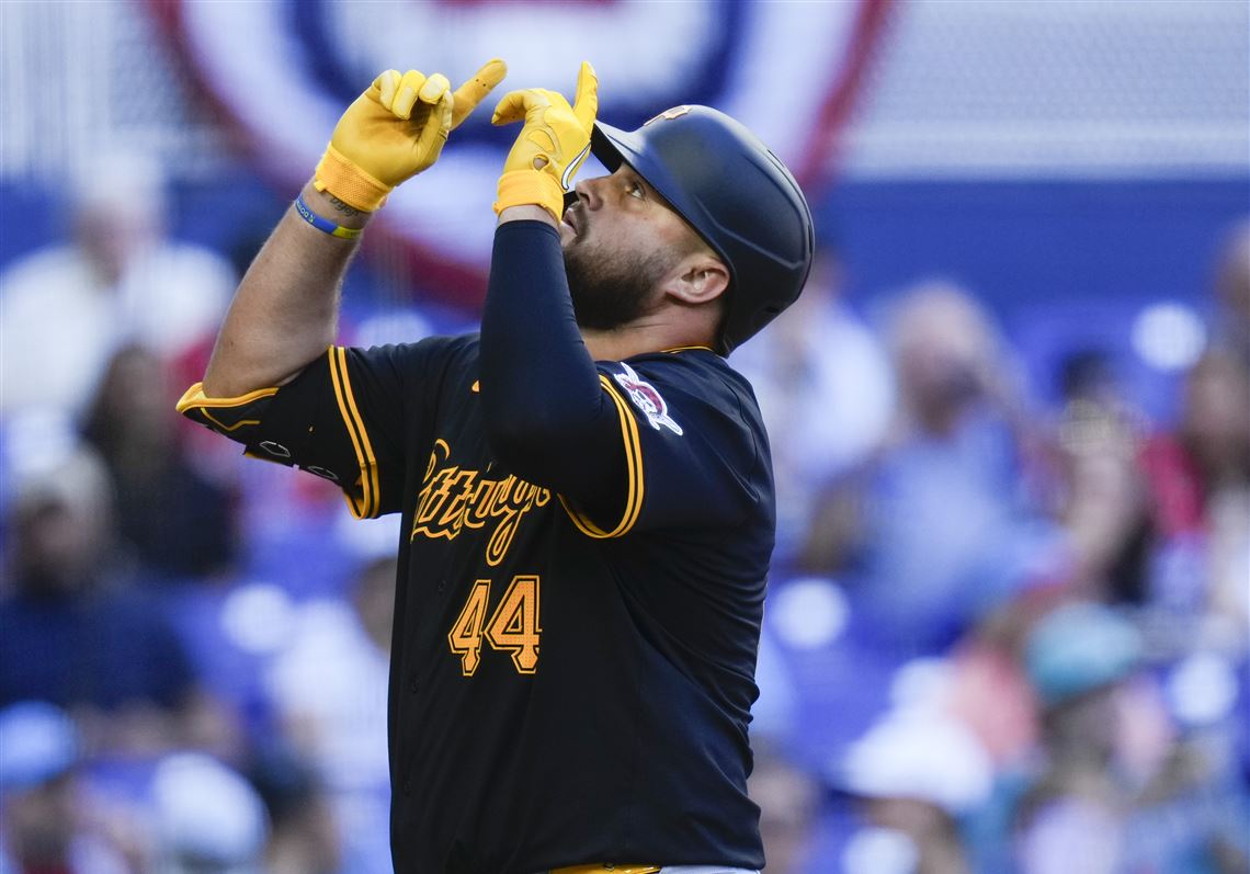 Featured image for "Pirates Sweep Marlins with 10th Inning Victory to Start Season 4-0"