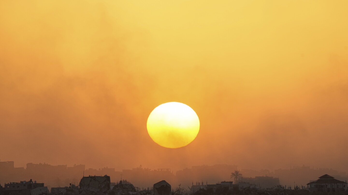 "Cease-Fire Talks Stall as Ramadan Approaches: Egypt, Israel, and Hamas at Impasse"