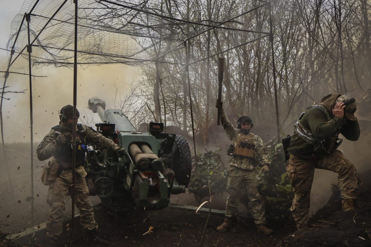 Ukraine's Defiance in Bakhmut Despite Warnings and War Wounds.