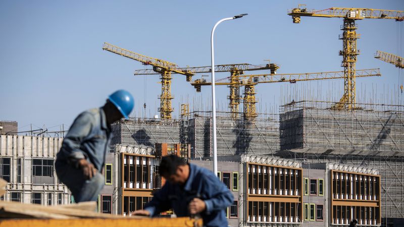 Featured image for Chinese Property Giants Sunac and Evergrande Seek Bankruptcy Protection in US