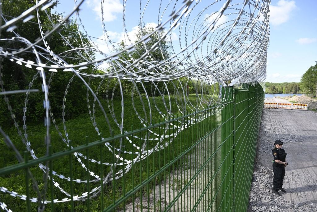 Featured image for "Finland Permanently Closes Border with Russia Over Security Concerns"