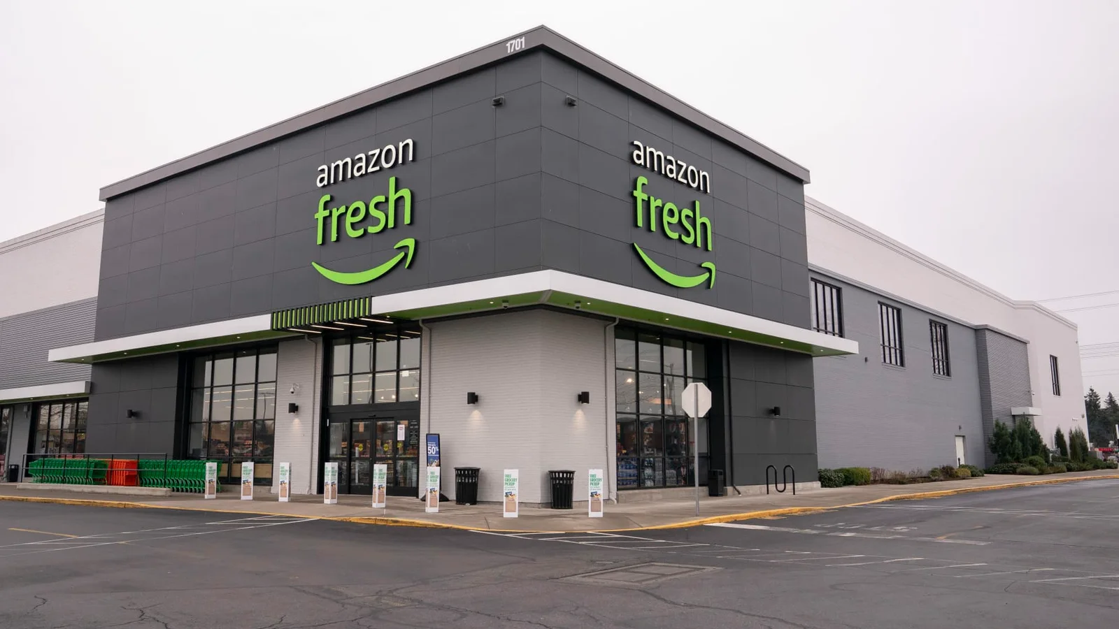 Amazon pivots from Fresh and Go to expand Whole Foods footprint