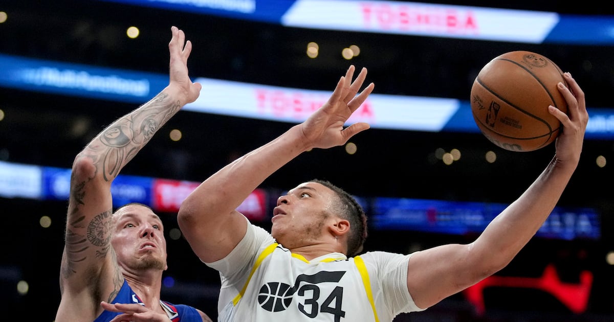 Featured image for "Kenneth Lofton Jr. Shines as Utah Jazz Face Los Angeles Clippers in Season Showdown"