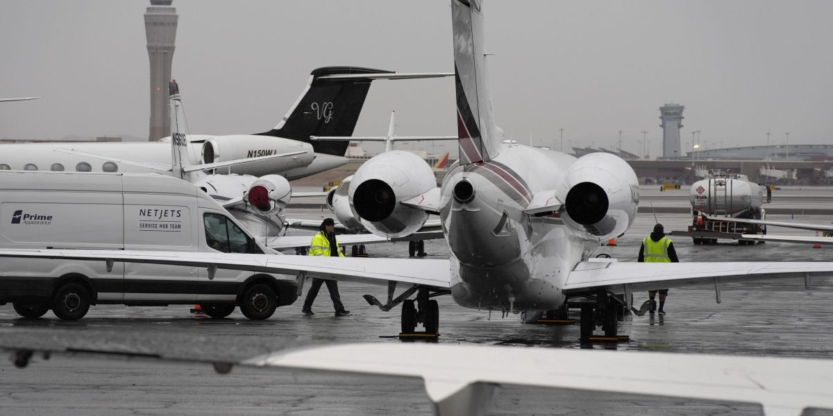 "Taylor Swift's Super Bowl Dash from Tokyo Faces Private Jet Parking Predicament"