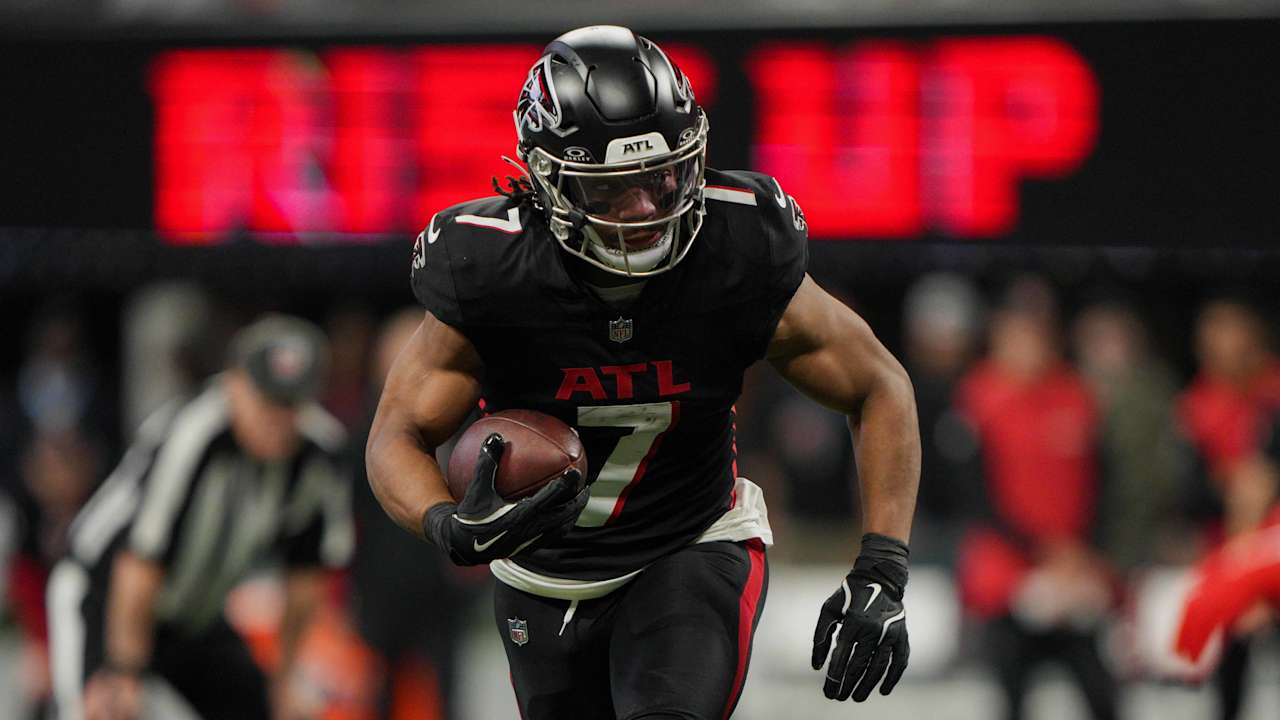 NFL Rookies and Veterans Clash Over Top Running Back Rankings