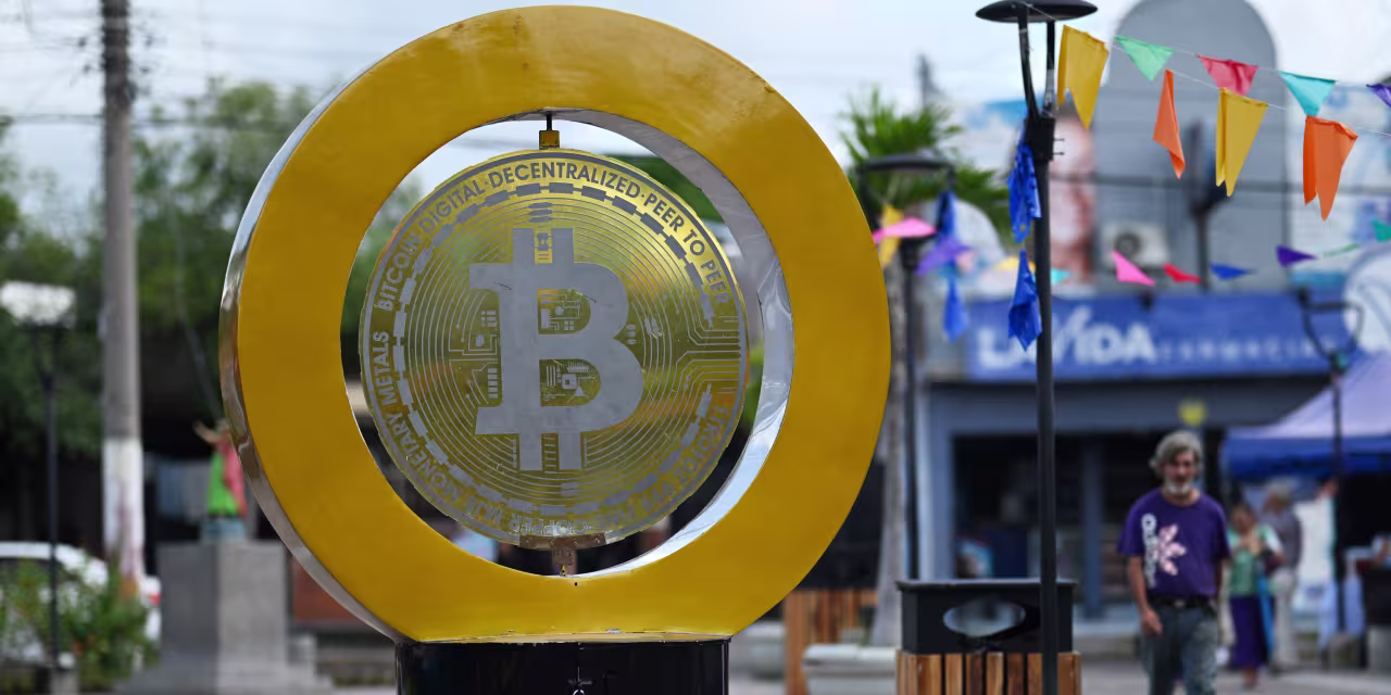 Featured image for Crypto Market Faces Severe Selloff Amidst Bitcoin and Ethereum Declines