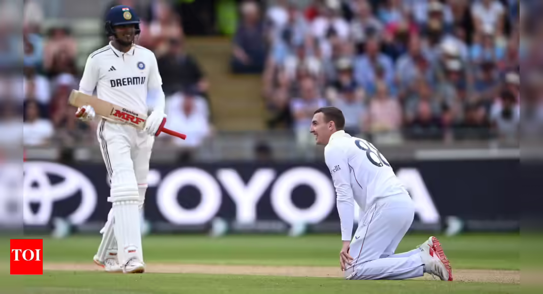 Featured image for Shubman Gill's Record-Breaking Performance Sparks Celebrations and Criticism