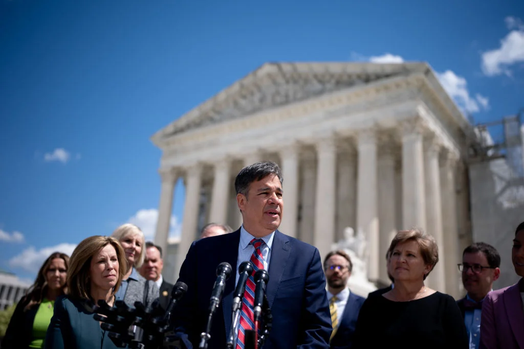 Featured image for Idaho AG's Office Shortens Parental Leave to Two Weeks