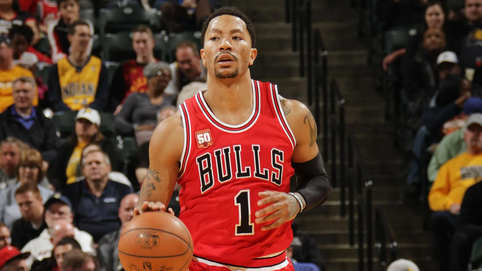 Jordan Sends Congratulatory Video to Rose Ahead of Bulls Jersey Retirement