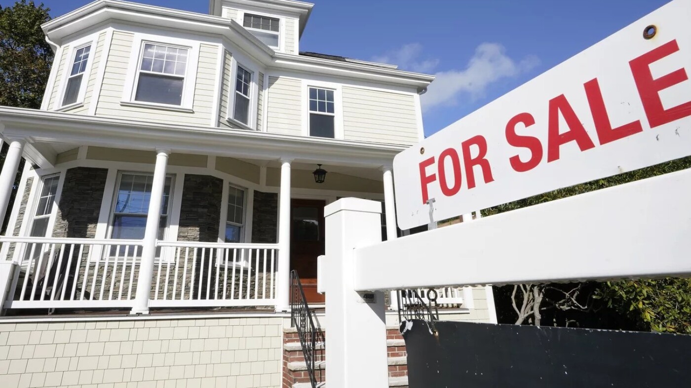 Featured image for "US New Home Sales Drop in April Amid Rising Prices and Interest Rates"