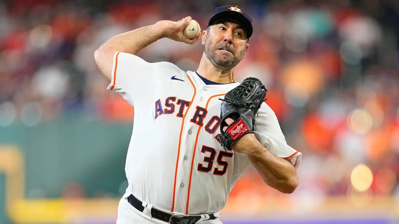 Astros' Verlander leads dominant Game 1 victory over Twins