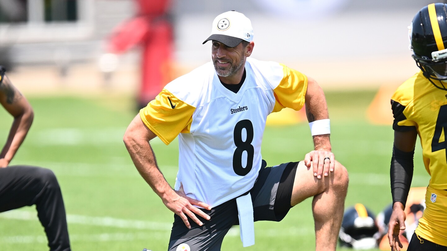 Featured image for NFL Updates: Rodgers Ready for Preseason, Steelers' Howard Out with Injury