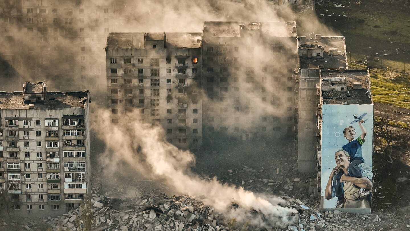 "GOP's Ukraine Aid Stance Signals Shift in Foreign Policy Loyalties"