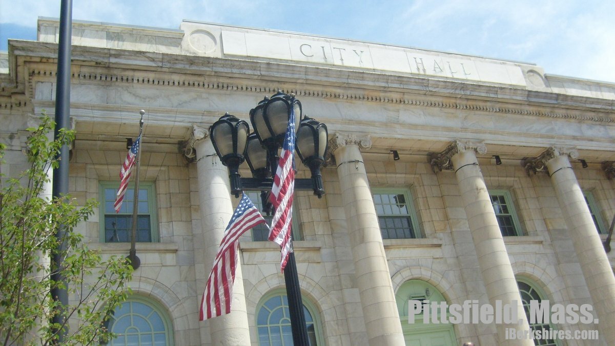 Featured image for Pittsfield Council Rejects Mosquito Spraying Despite West Nile Risk